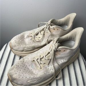 Hoka Men's Clifton 9 Running Size 8